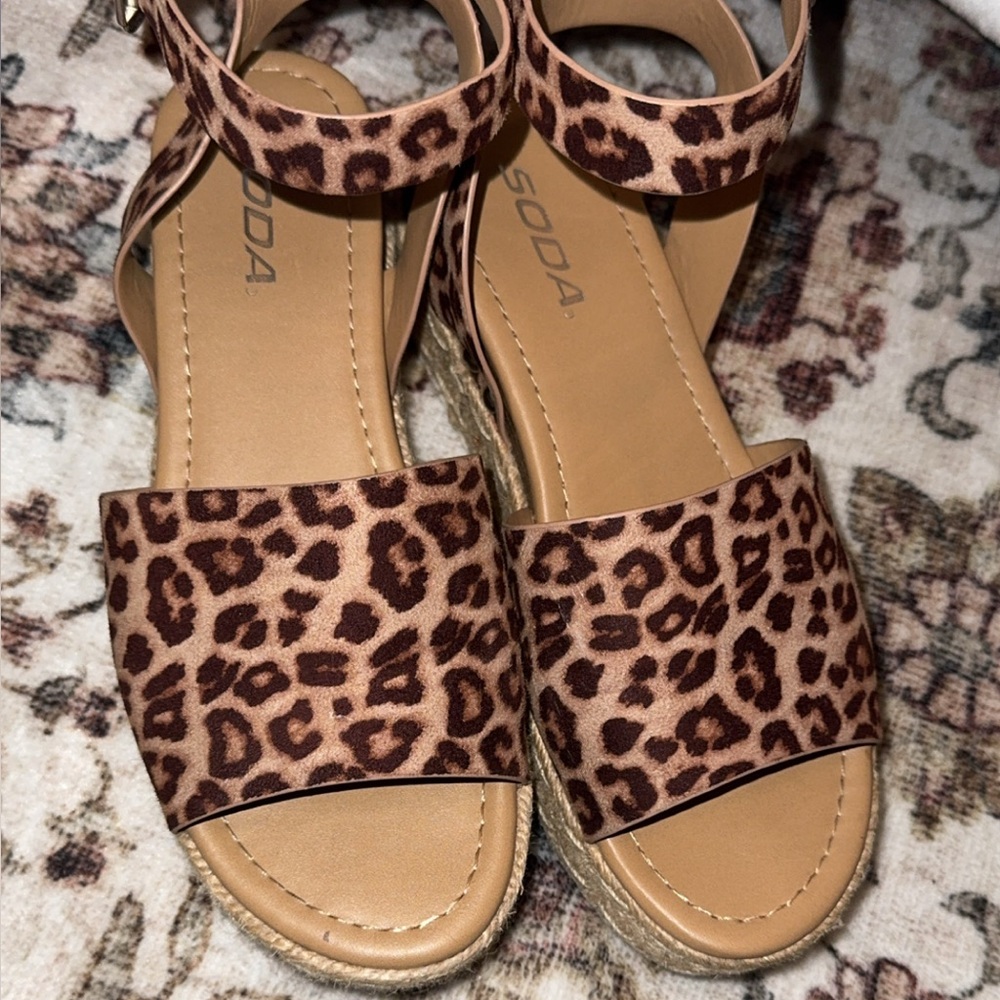 Women's Sandals